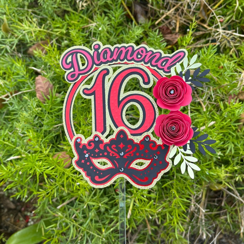 Custom Cake Toppers - Picture 15 of 16